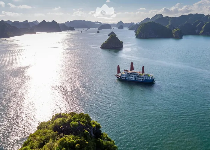 Verdure Lotus Classic Cruise On Lan Ha Bay