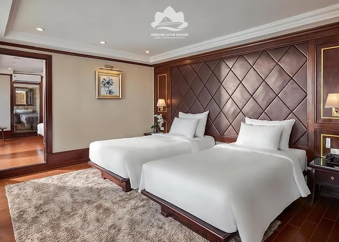  Verdure Lotus Classic Cruise On Lan Ha Bay 4*