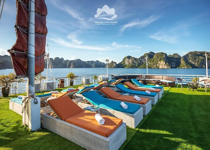  Verdure Lotus Classic Cruise On Lan Ha Bay Hạ Long