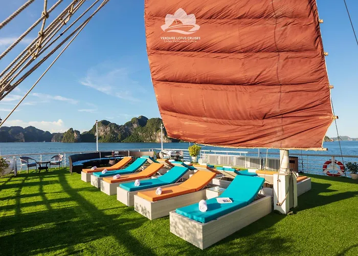 Verdure Lotus Classic Cruise On Lan Ha Bay 4*