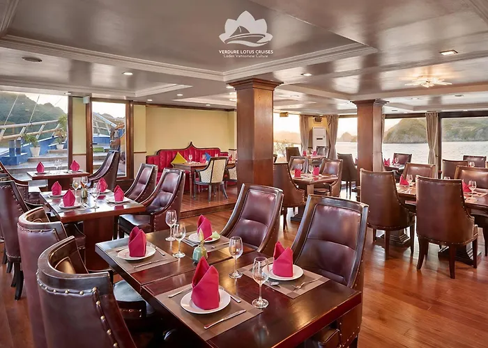 Verdure Lotus Classic Cruise On Lan Ha Bay Hạ Long